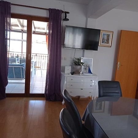 Apartments Anita Necujam Exterior photo